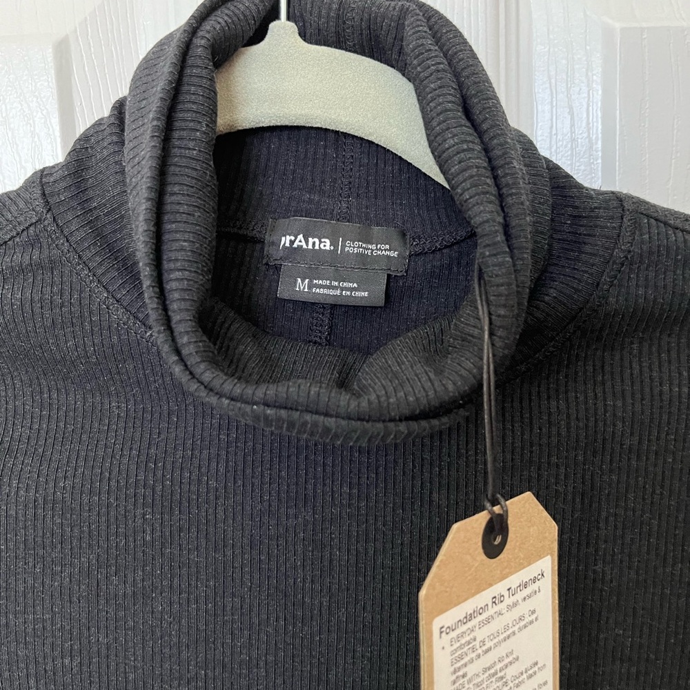 PrAna Foundation Rib Turtleneck Black NWT Size M. Prana.